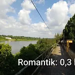 Dresden-Entspannung-Natur-Trifft-2-Staedte-Am-Fluss