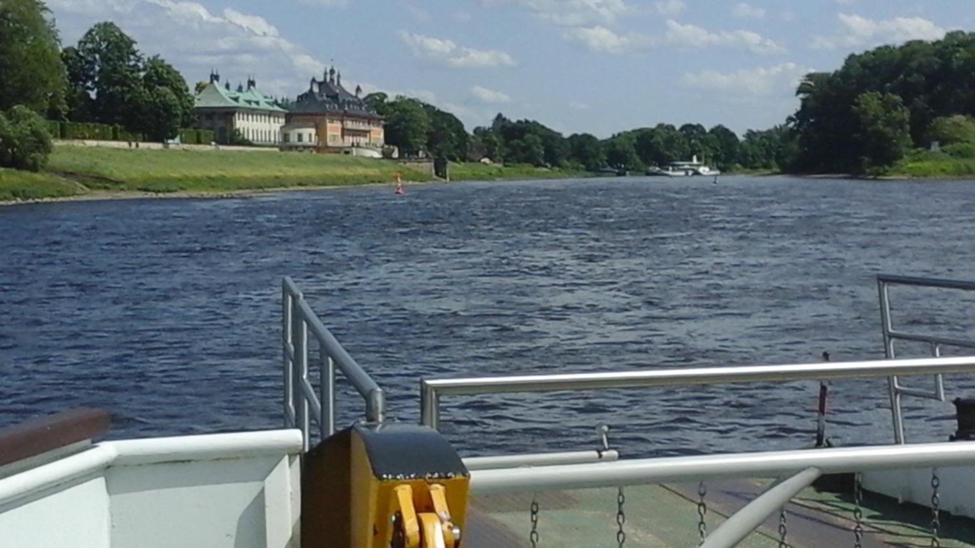 Dresden-entspannung-natur-trifft-2-staedte-am-fluss *